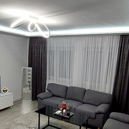 Big Delux Apartment Mostar Bagian luar foto