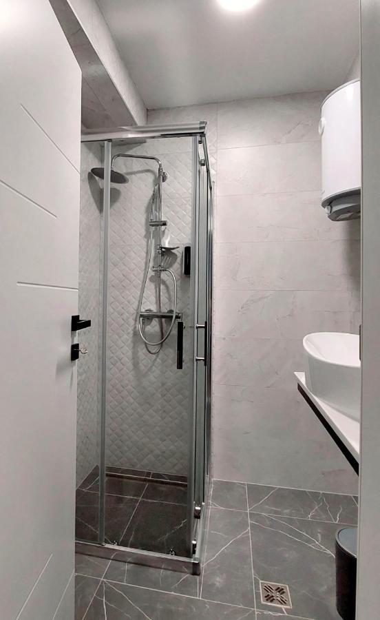 Big Delux Apartment Mostar Bagian luar foto