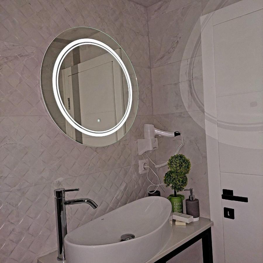 Big Delux Apartment Mostar Bagian luar foto