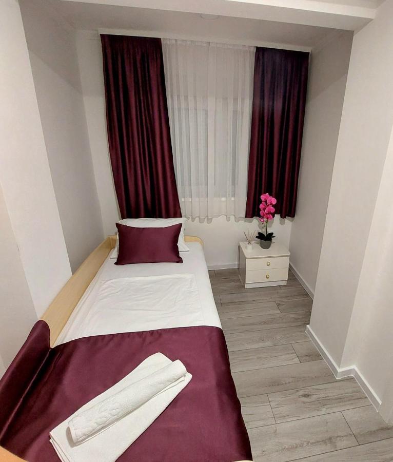 Big Delux Apartment Mostar Bagian luar foto