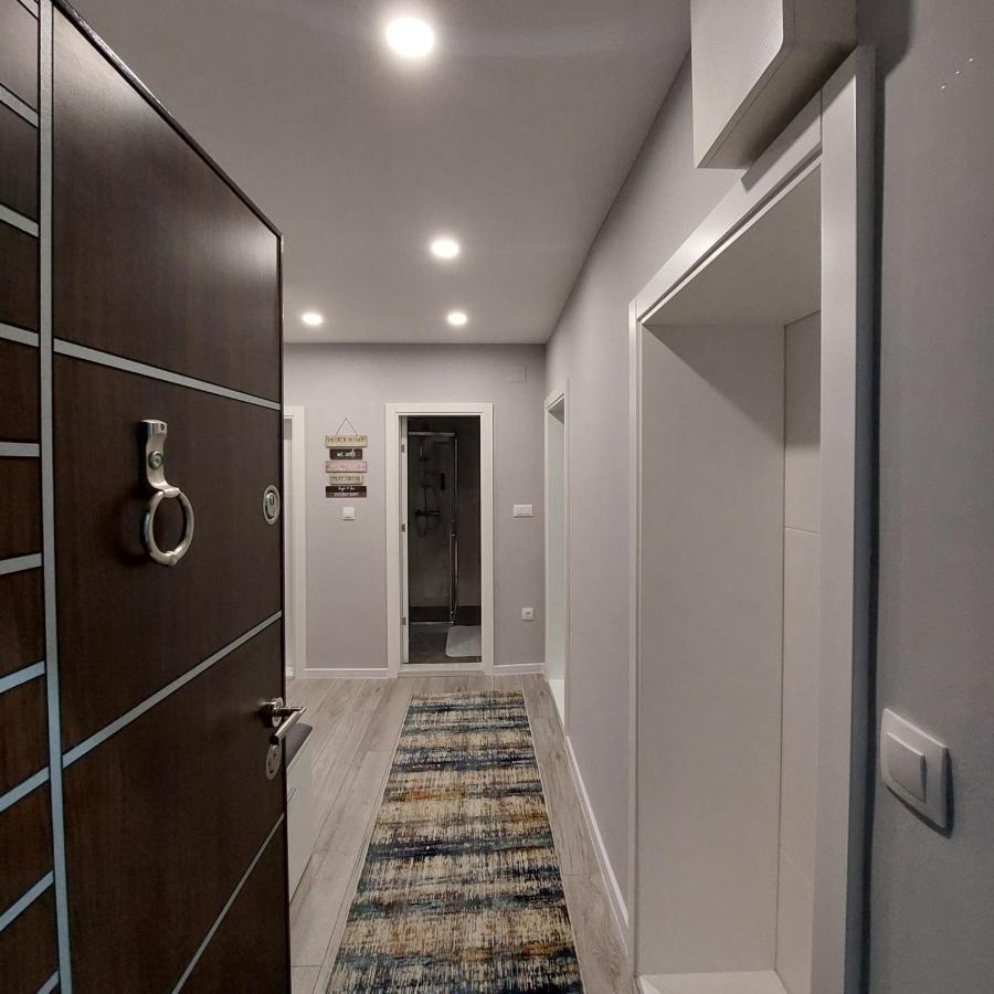 Big Delux Apartment Mostar Bagian luar foto